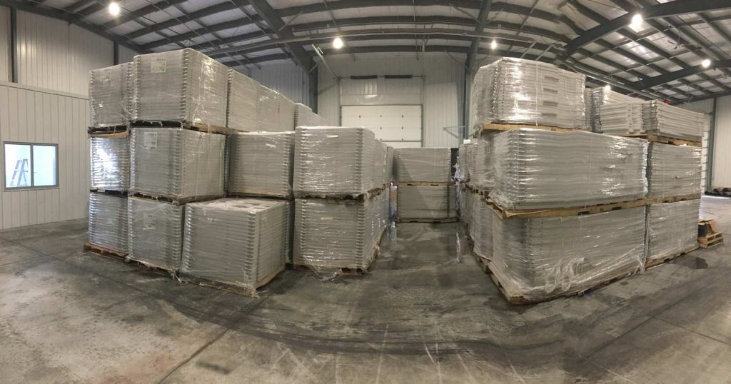 AgriPlastics_DistributionWarehouse_Woodstock_InteriorUltraFlexPens